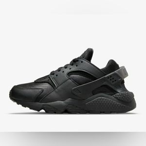 Nike Air Huarache, Womens size 9.5, Black